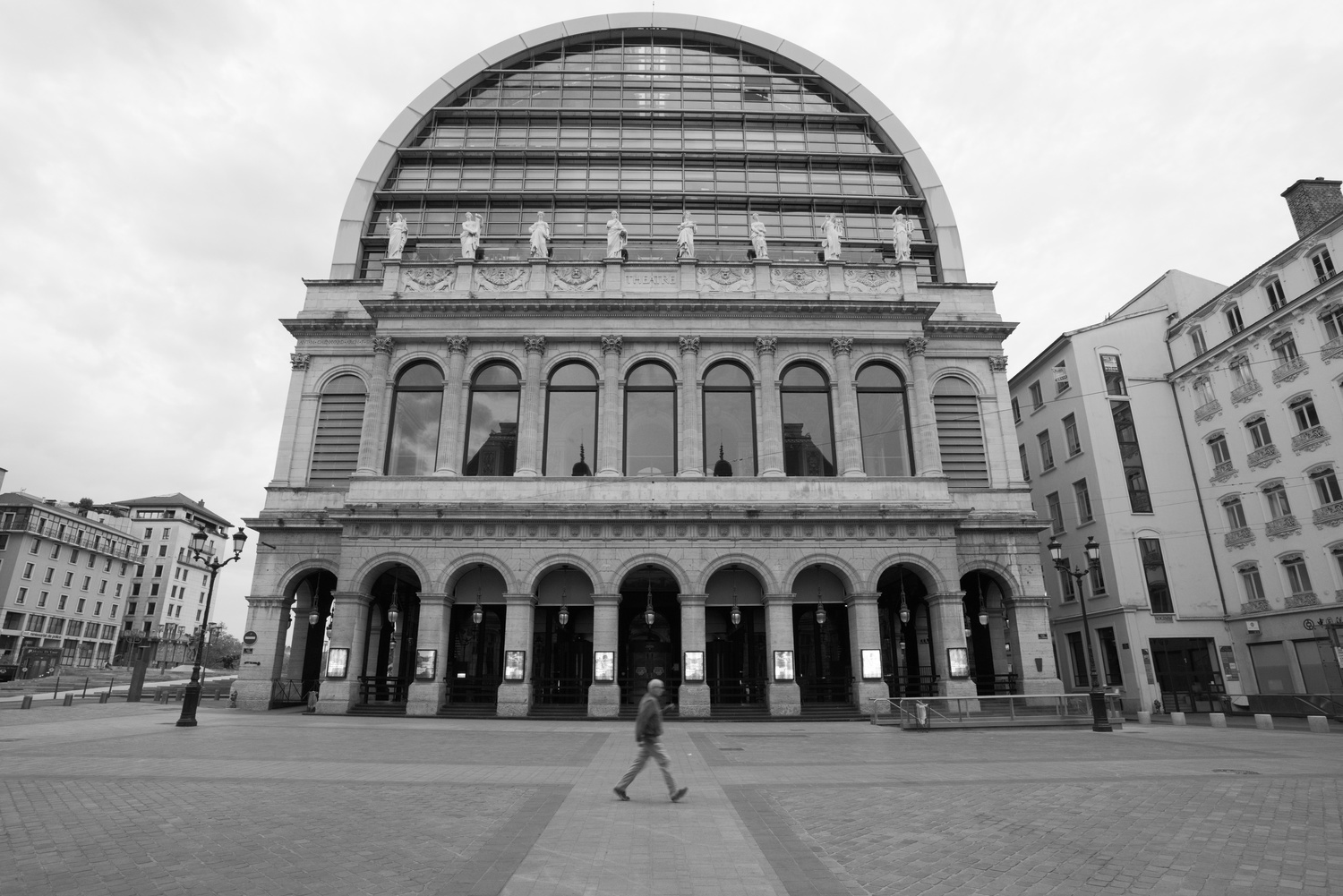 Place de la Comédie, Opéra