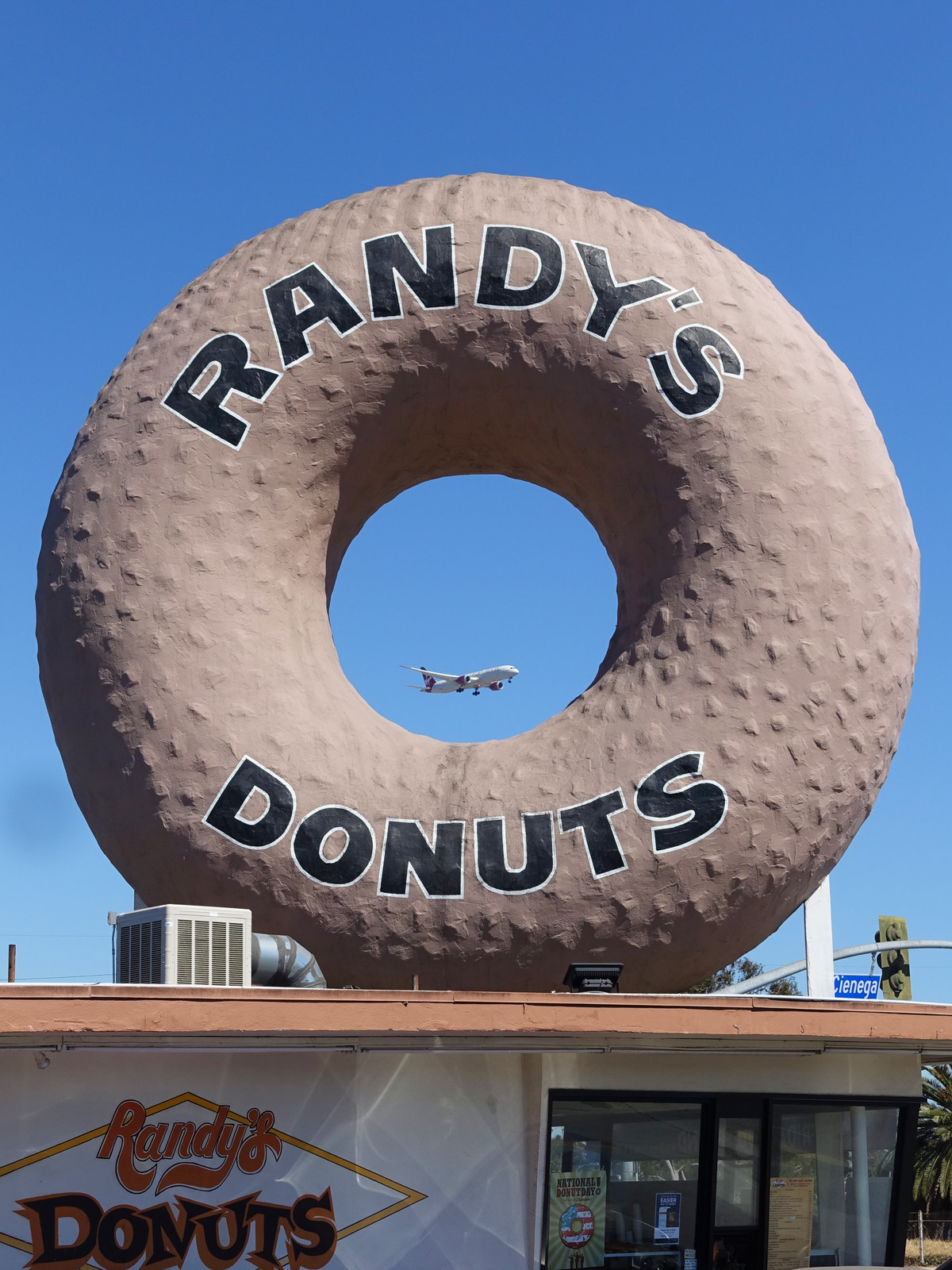 Randy's Donuts